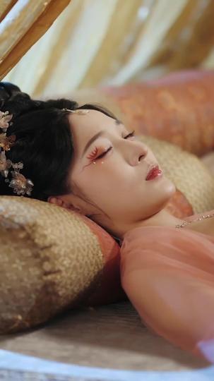 She Wanted the Throne, I Stole the Emperor's Heart Episode 5