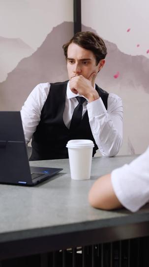 Twins' Love Trap for Billionaire Dad Episode 6