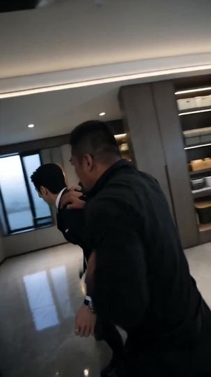 十年錯愛,我轉身迎娶白月光 第10集