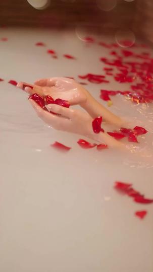 Bow to the Princess You Betrayed Episode 1