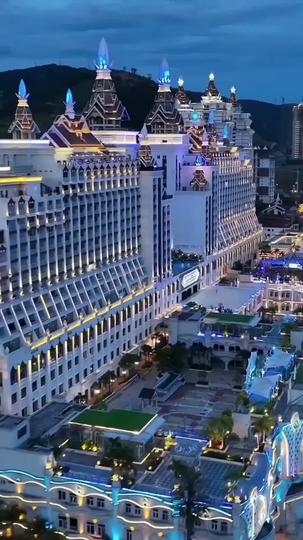 Heiress Reborn: Her Wrath Knows No Mercy Episode 10