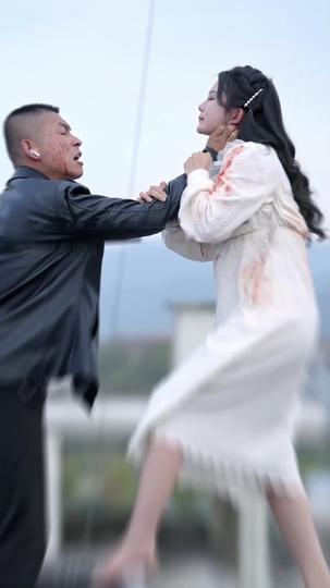 Cinta Lintas Abad Episode 9
