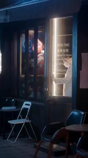 Romantika di Atas Udara Episode 10