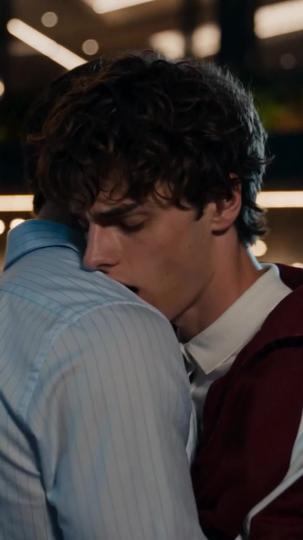 Claimed by His Vampire Stepbrother Episode 10