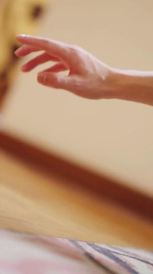 Love Falls Apart, Hearts Break Free (DUBBED) Episode 11