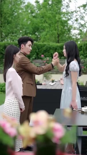 No One Waits Forever Episode 8