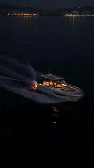 Dark Yacht:Escaping My Ex, Falling for the Hitman Episode 8