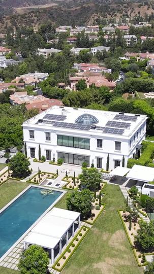 That Makes Two of Us Episode 8