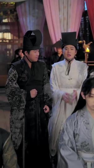 Istriku Tiga, Takdirku Gila S2 Episode 8