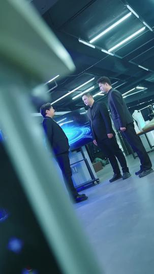 Robot Pelarian Pencuri Hatiku Episode 9