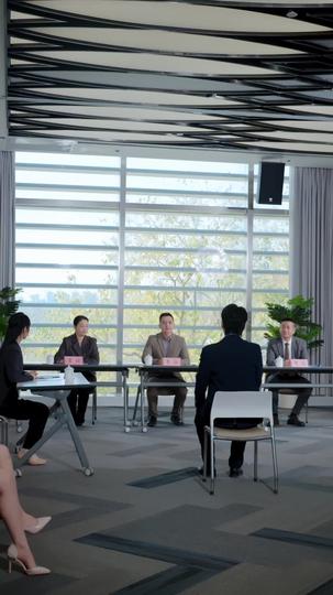 Aprovado no Concurso, Inalcançável na Moral 8Episódio