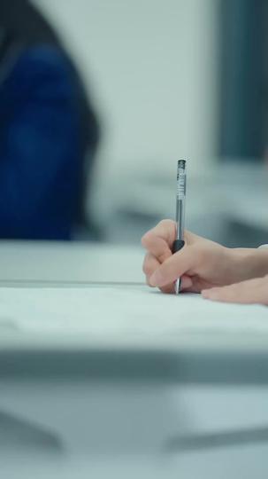 가짜를 꺾은 공부 천재의 귀환!(더빙) 제9회