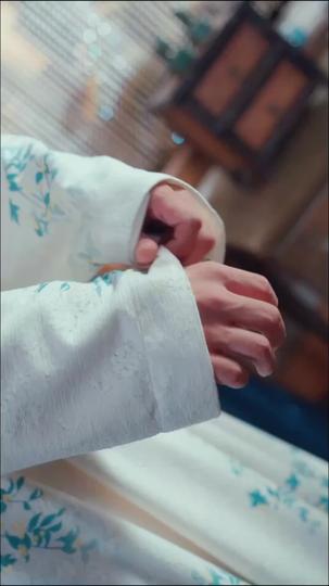 穿成嫡子:靠現代知識掀翻古朝 第4集