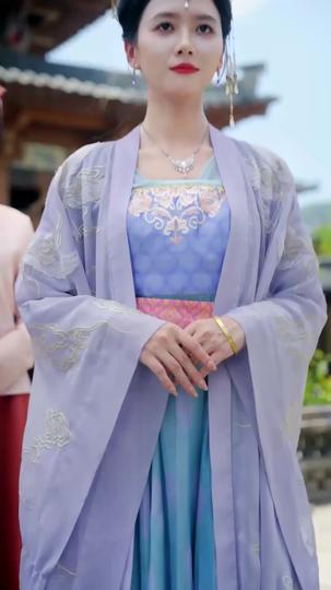 Erniedrigt zur Konkubine, zurück als Kaiserin 2Folgen