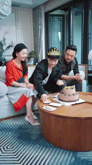 迟来的父爱 第6集