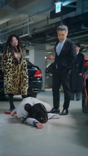 Bully-Golddigger became my stepdad Episode 6