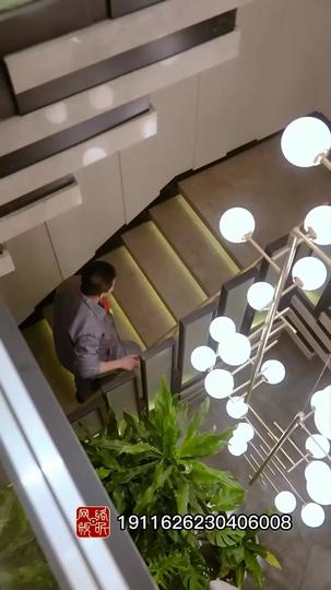 Kaisar Pekerja (Sulih Suara) Episode 1