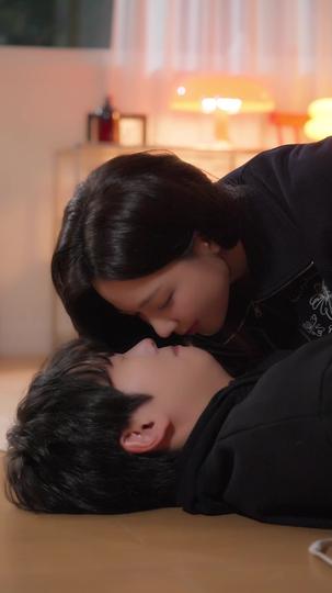 Revenge Gone Wrong: I Kissed My Roommate Episode 4