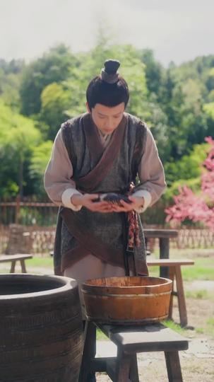 Air Mata Mutiara Si Gadis Kerang Episode 10