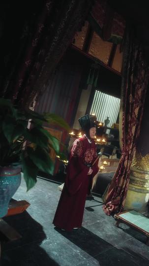 Bound as His Cure, Crowned as His Queen Episode 5