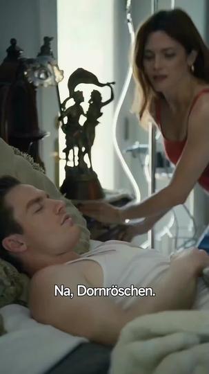 Schlafender Schönling, bereit für die Liebe? 4Folgen