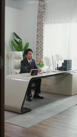 Tahun Dalam Kebohongan Episode 4