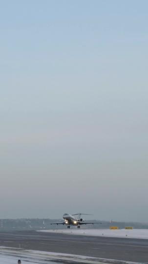 Dikkat Et, Güç Bende Böl. 1