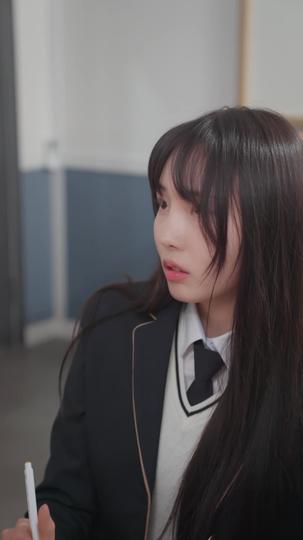 My Boss, My High School Enemy Episode 4