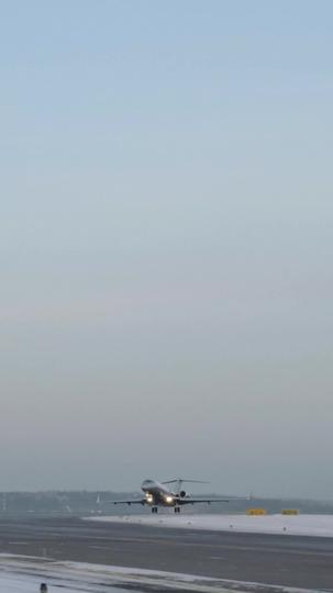 Vorsicht, Frau Thunder schlägt zurück!(Deutsch Synchronisiert) 1Folgen