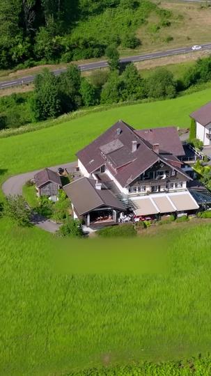 ¡Mudarse al campo, casada con un millonario!(Doblado)  Episodio 4