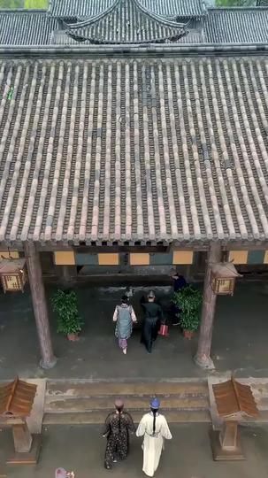 Cardos y Espinas: Su Ascenso hacia la Cima Episodio 3