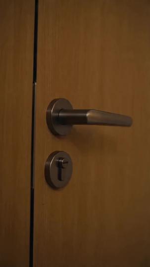 Cameras in the Ward: Desire and Deceit Episode 10