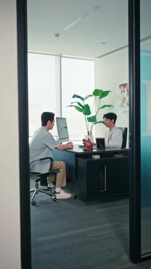 Anh Nhớ Cả Thế Gian, Chỉ Quên Mỗi Em  Tập 10