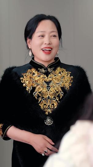 觉醒后，律政千金她不装了 第9集