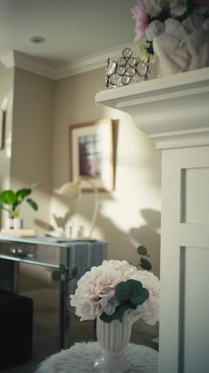 A mi lado (Doblado) Episodio 1