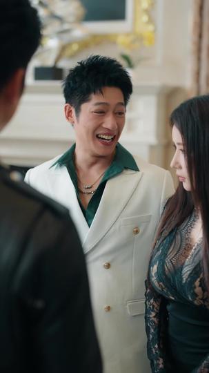 Framed for Love, Crowned in Secret Episode 9