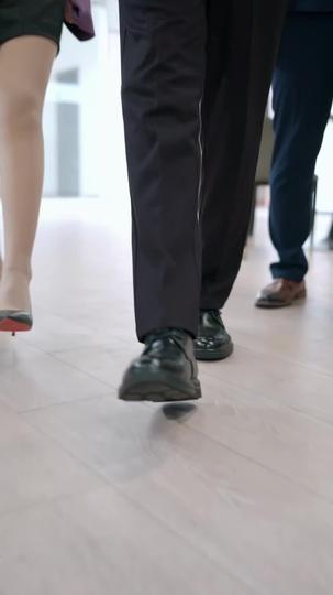 星晚辭舊,霽雪迎新 第1集