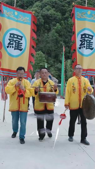 She Conquers: Defying the Norm Episode 8