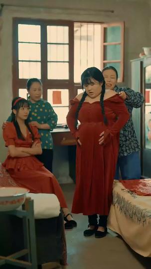 Renacer en los 80: De Esposa Gorda a Reina del Éxito Episodio 4