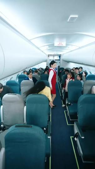 Crisis at 30,000 Feet: Engine on Fire, Kid in Command Episode 3