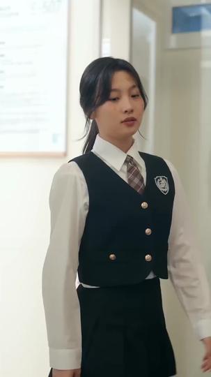 Bow Down, The Killer Queen is Back Episode 6