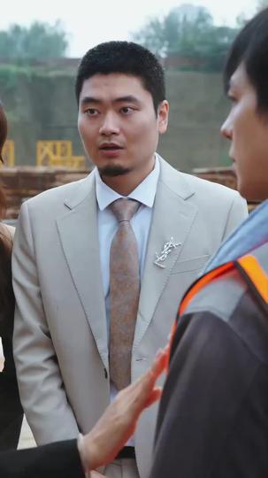 現場作業員の俺に女神様が子連れでプロポーズ！？（吹き替え） 第 8 話