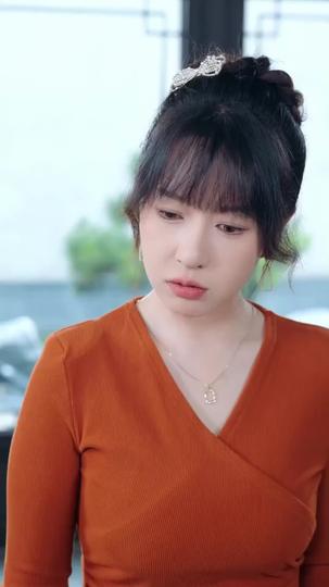 The Queen Behind the Scorn Episode 5