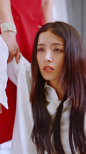 Help Me, Doctor, I Feel So Hot Episode 7