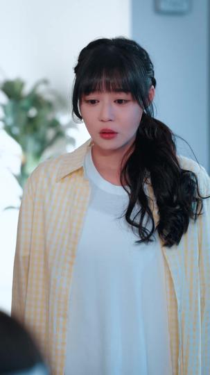 别惹真千金，她气运加身 第8集