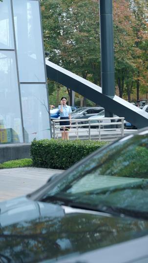 裝窮爸爸的千億守護 第5集