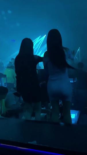 Ops, Pria Panggilan Itu Ternyata Miliarder Episode 1