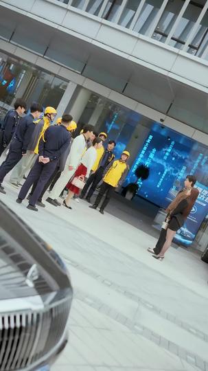 Bosnya Seratus Ribu Anak Buah Episode 11