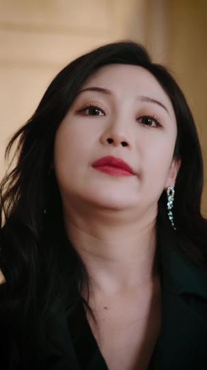 Falling for Her Scoundrel Bodyguard Episode 4