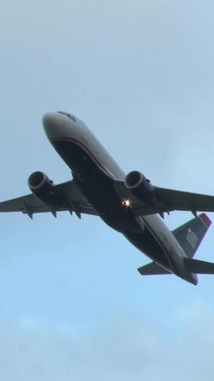 À Deux Doigts du Bonheur Épisode1